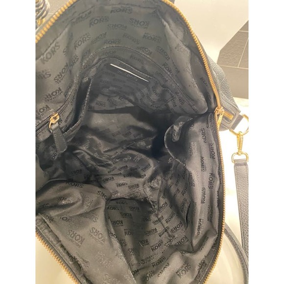 Michael Kors Bag - Large - Picture 3 of 12